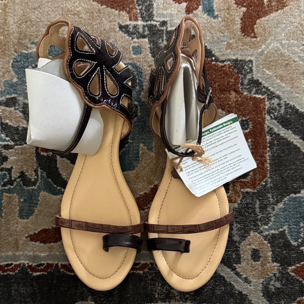 Chic Brown and Tan Women's Sandals